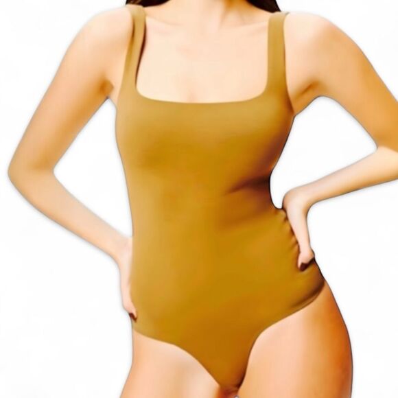 Good American Modern Tank Bodysuit - Picture 2 of 13